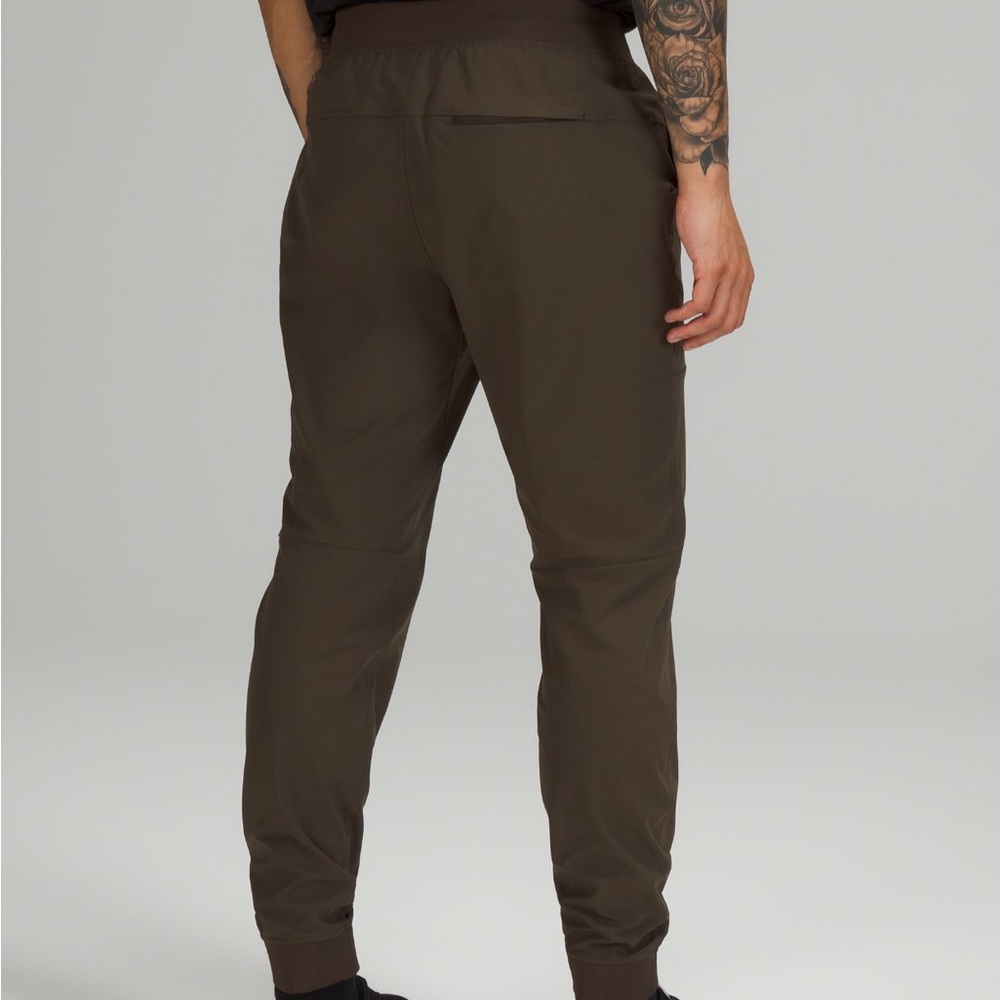 NWT Lululemon ABC Jogger - Picture 3 of 12